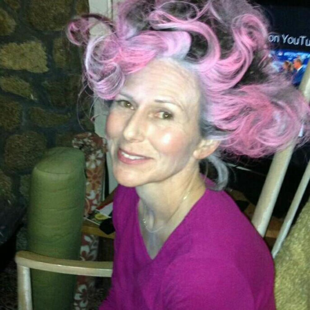 Meet your Posher, Larinda